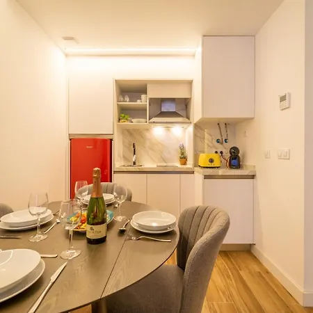 Myflats Urban Apartment *